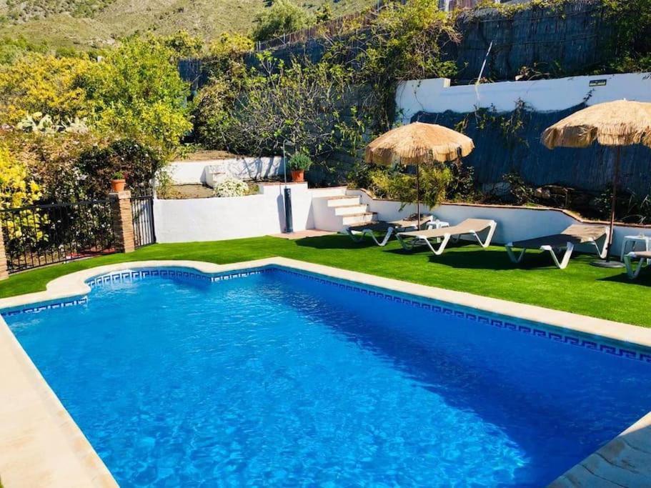 Villa En Frigiliana Con Piscina Y Jacuzzi Eksteriør billede