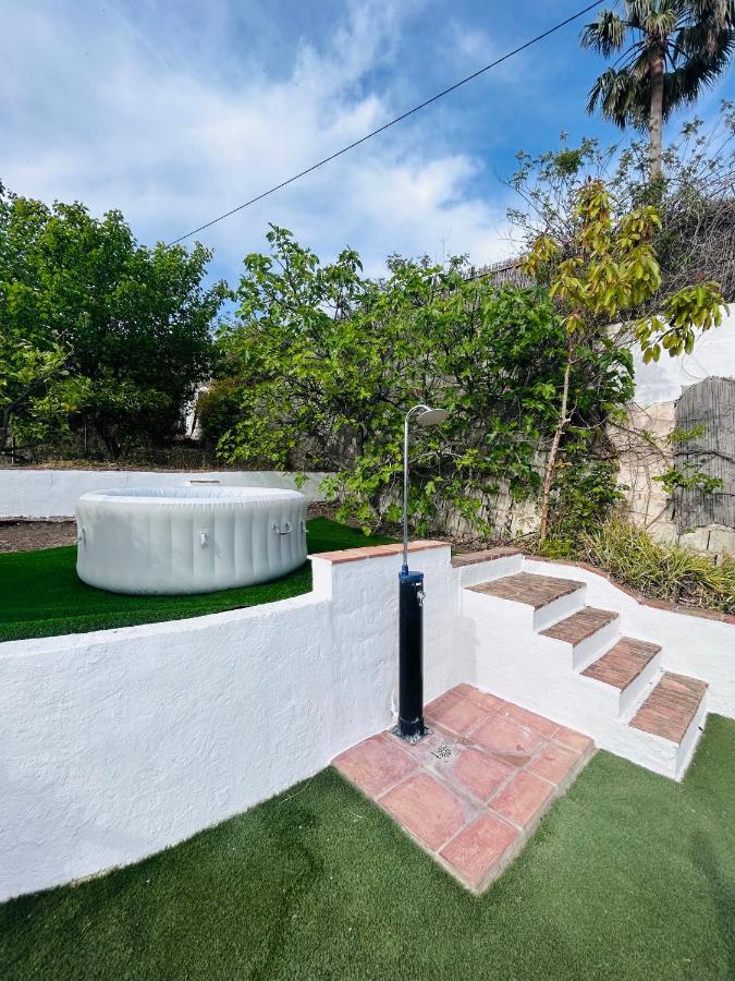 Villa En Frigiliana Con Piscina Y Jacuzzi Eksteriør billede