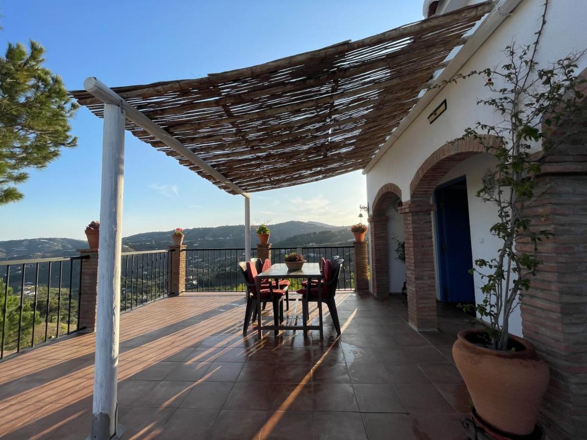 Villa En Frigiliana Con Piscina Y Jacuzzi Eksteriør billede